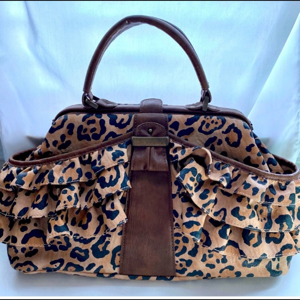 Jessica Simpson Leopard print purse.